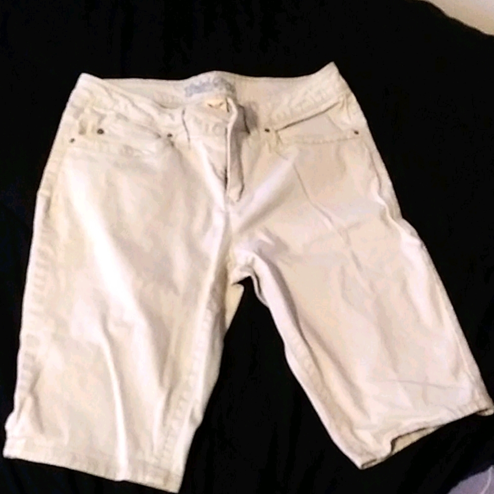 Faded Glory Capris